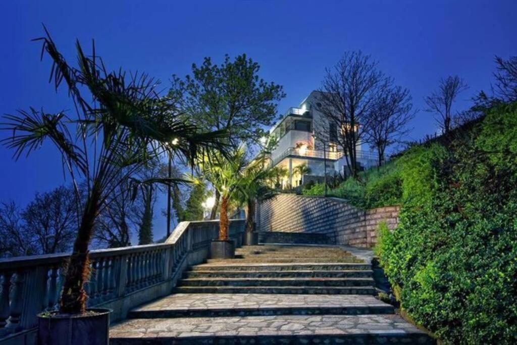 Comfy Home In The Heart Of Burgas Exterior photo